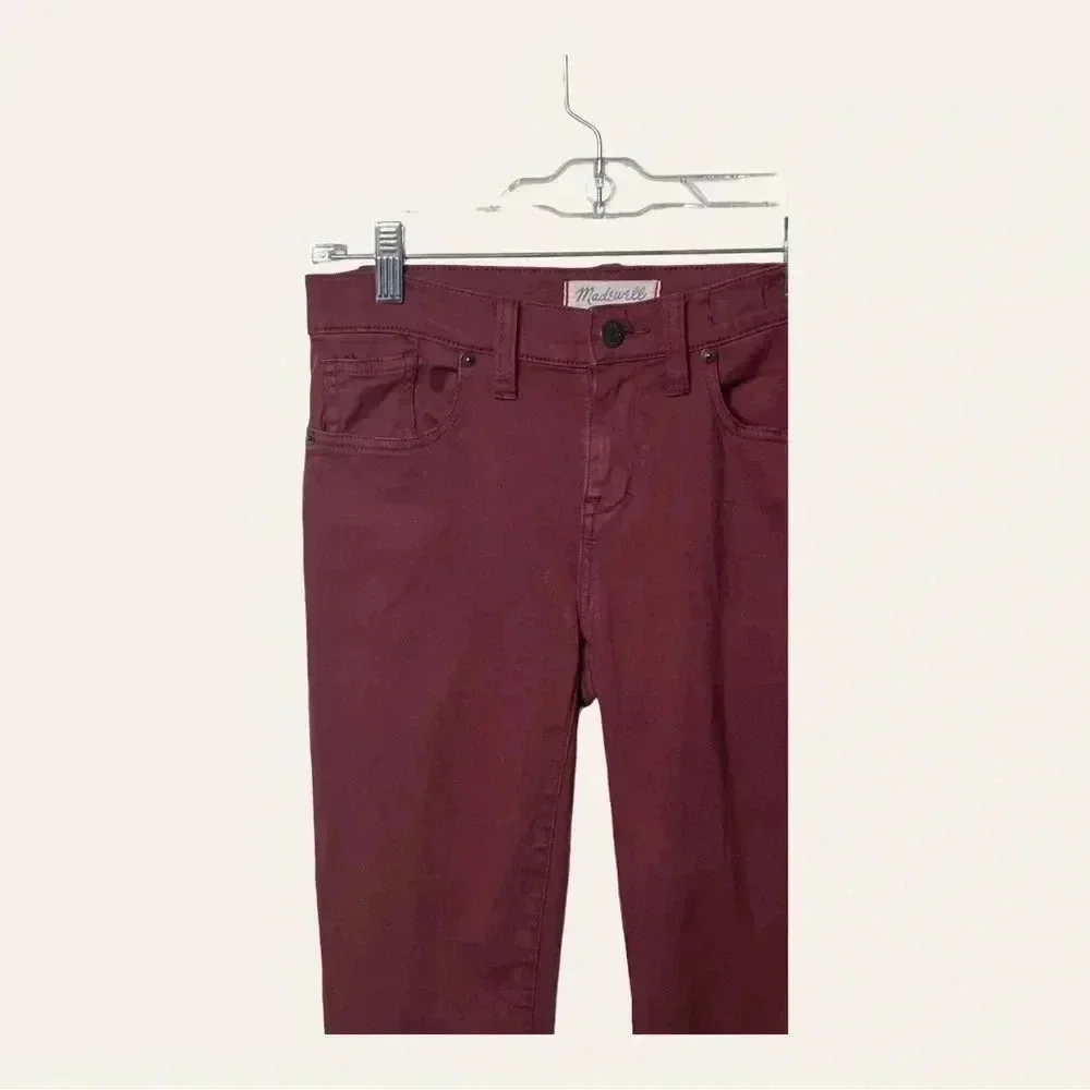 1145. Madewell HI RISE SKINNY SKINNY DENIM‎ JEANS BURGUNDY IN COLOR SIZE 26